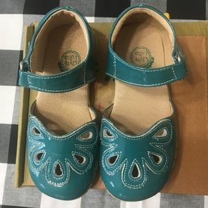 Livie & Luca Teal Petals